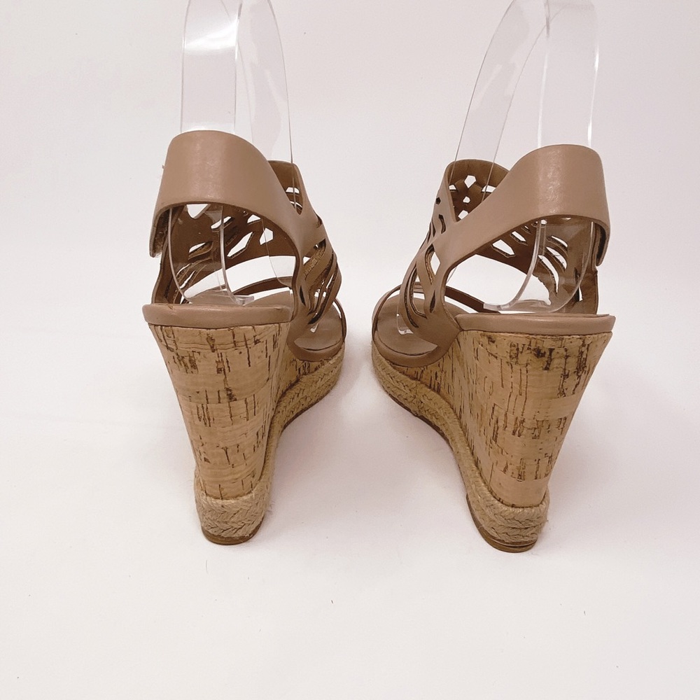 SOLD Charles David Women’s Laser Sandals - Picture 5 of 15